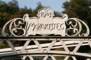 BobR_2010_0922_9858